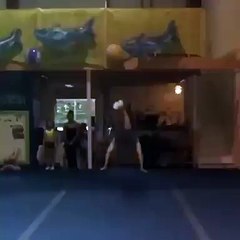 İp Atlamanın Irzına Geçen Adam Mutlaka İzlee :D