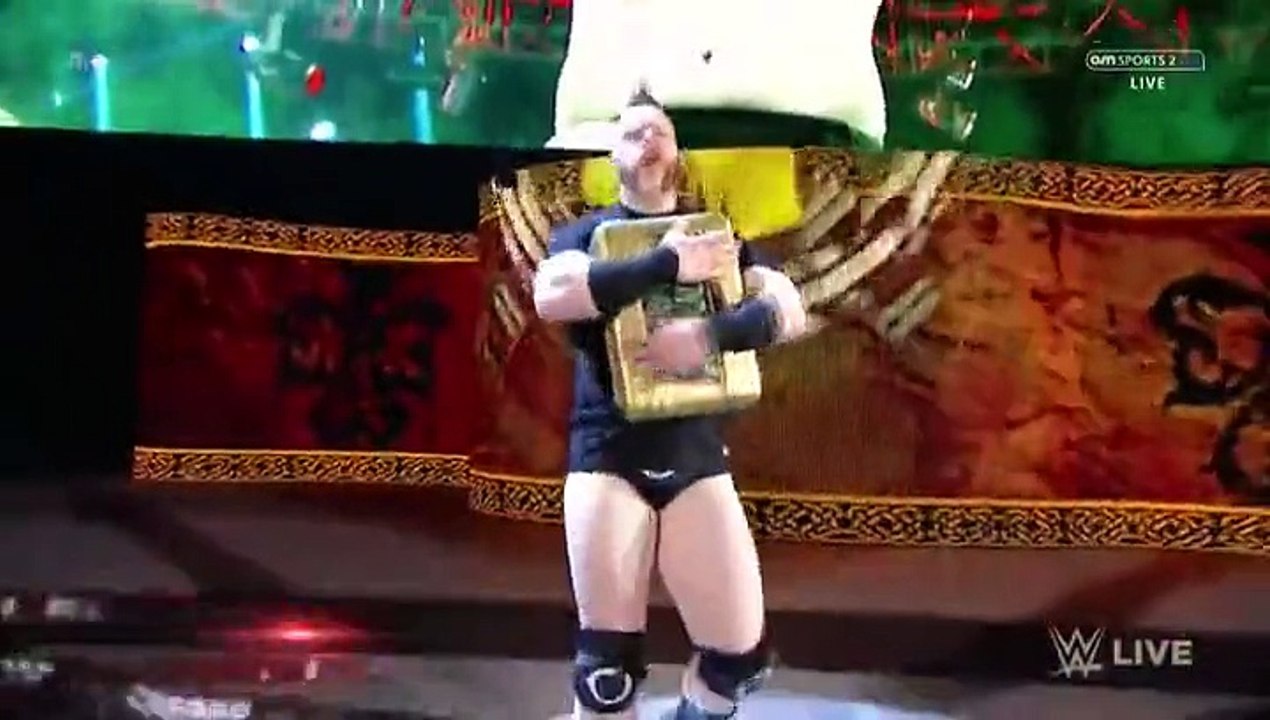 WWE RAW Mark Henry vs Sheamus
