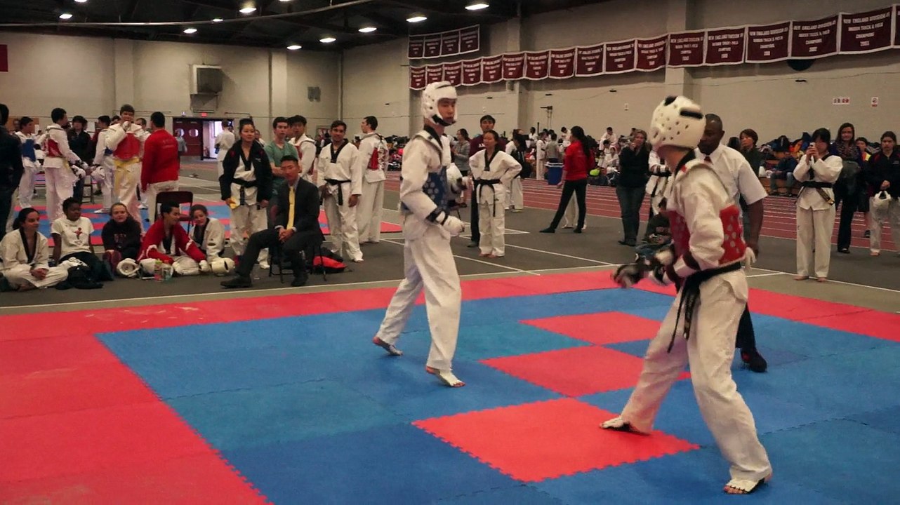 John Lee M1 R1 Vs Brown