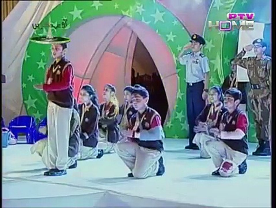 bara dushman bana phirta hai jo bacho se darta hai