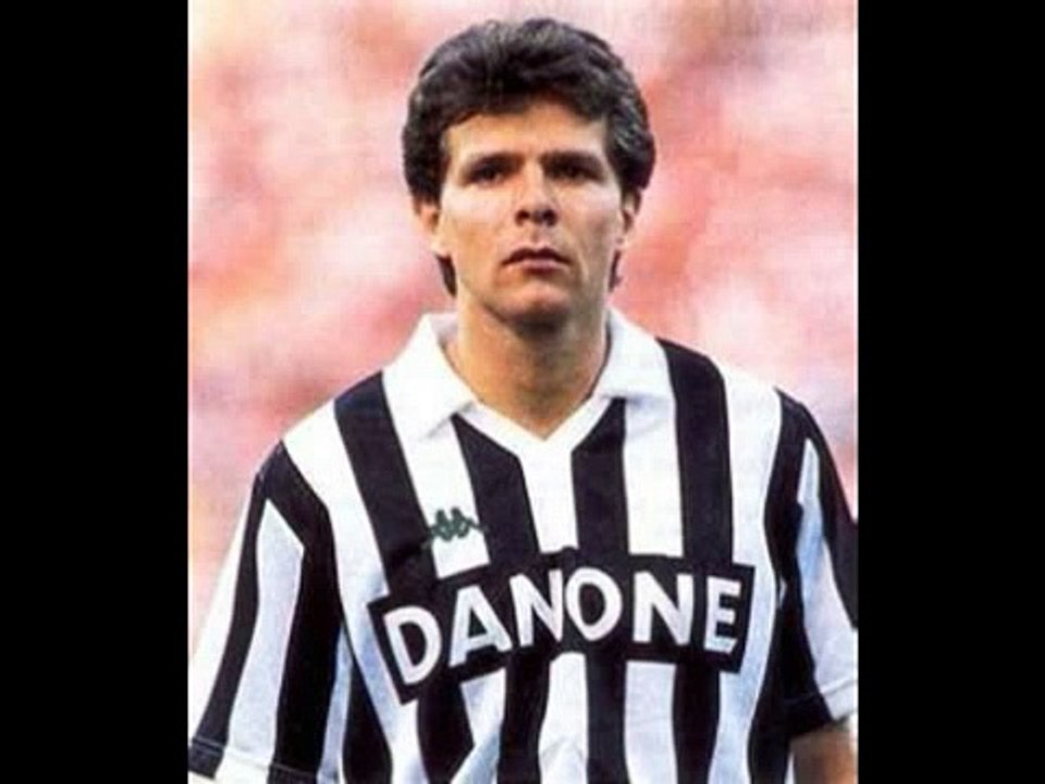 Andreas Möller scores for Juventus Turin (1992-94) 1/4