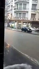 Les eaux pluviales inondent Oran