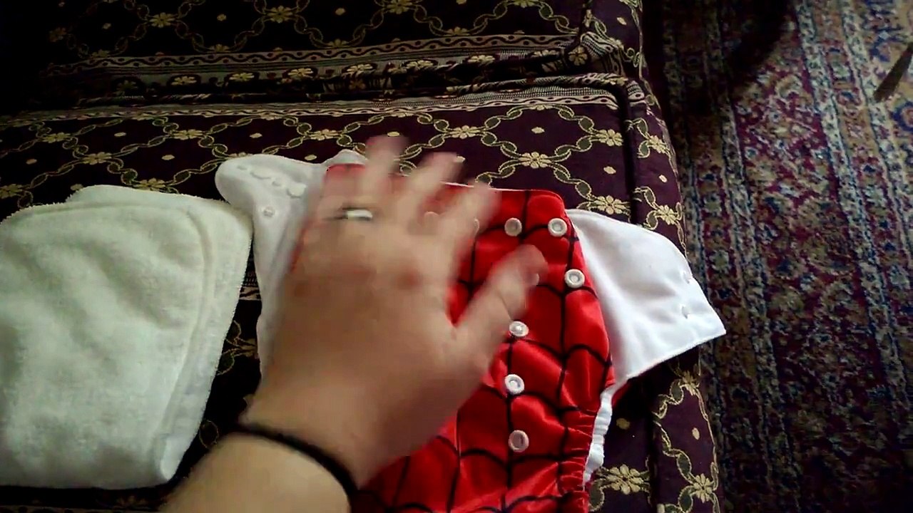 LITTLE BLOOM /YELLOW BLOOM CLOTH DIAPER REVIEW