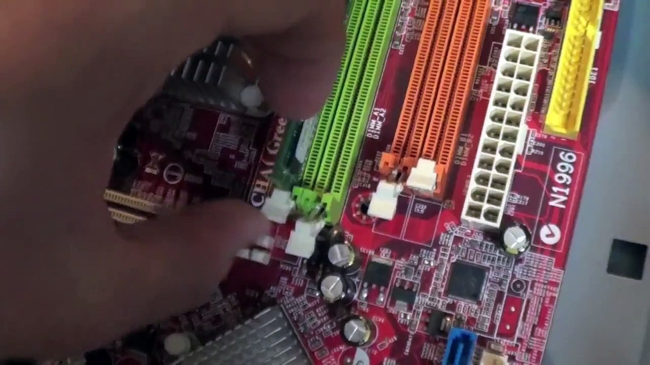 How to build a computer in 30 minutes with EasyPCbuilder! - Gaming PC