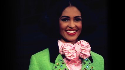 Throwback Thursdays with Tim Blanks - Full Runway Show: Vivienne Westwood’s Fall 1991 Collection