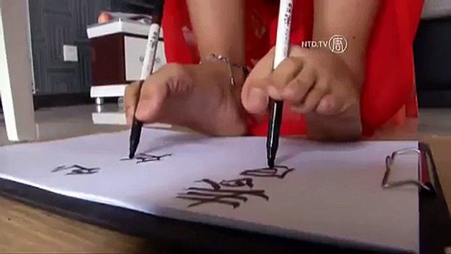 Ayakta uyuyan Koreli bebek - Funny videos - Komik videolar