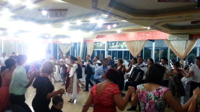 FANITA MODORAN SI OVIDIU BAND COLAJ CEA MAI BUNA MUZICA DE PETRECERE DE NUNTA