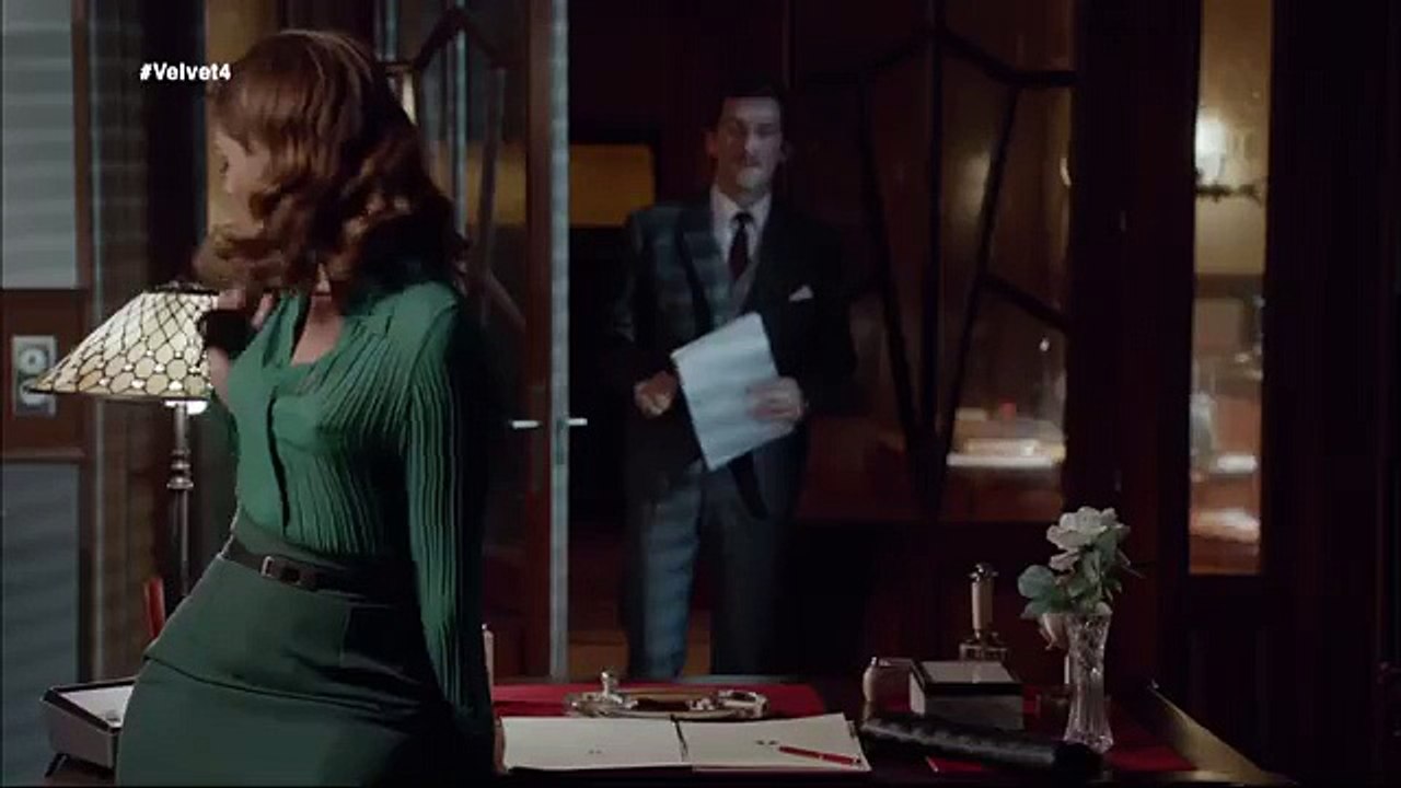 Velvet T3 C4 Cristina utiliza a Víctor para embarazarse