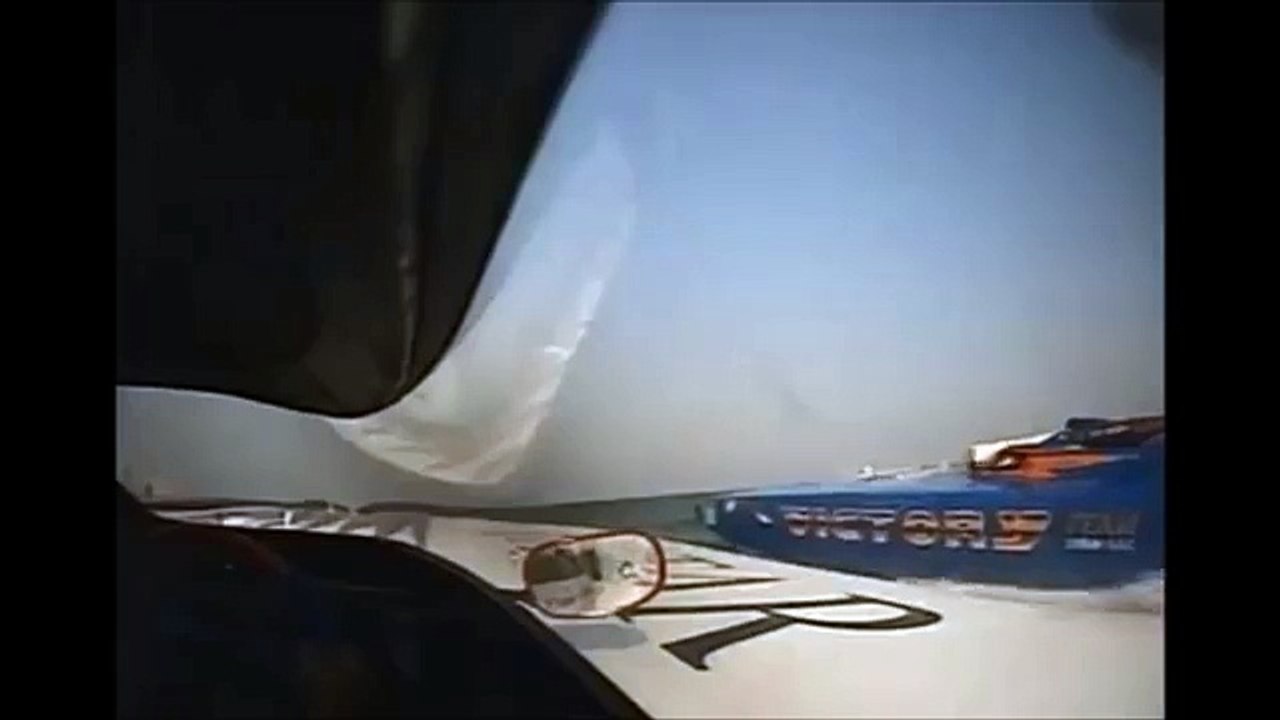 Class 1 Qatar CRASH FLIP And Victory saves it....!! powerboat offshore