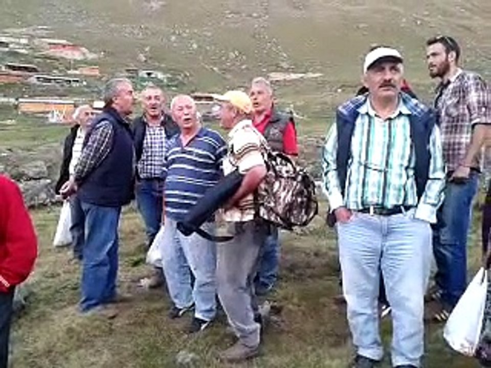 KAVRUNDA GÜZEL BİR GÜN