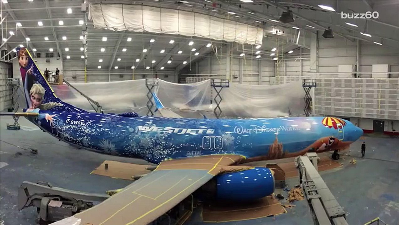 Your kids will beg you to book a flight on Disney's new 'Frozen' themed plane - Video Dailymotion