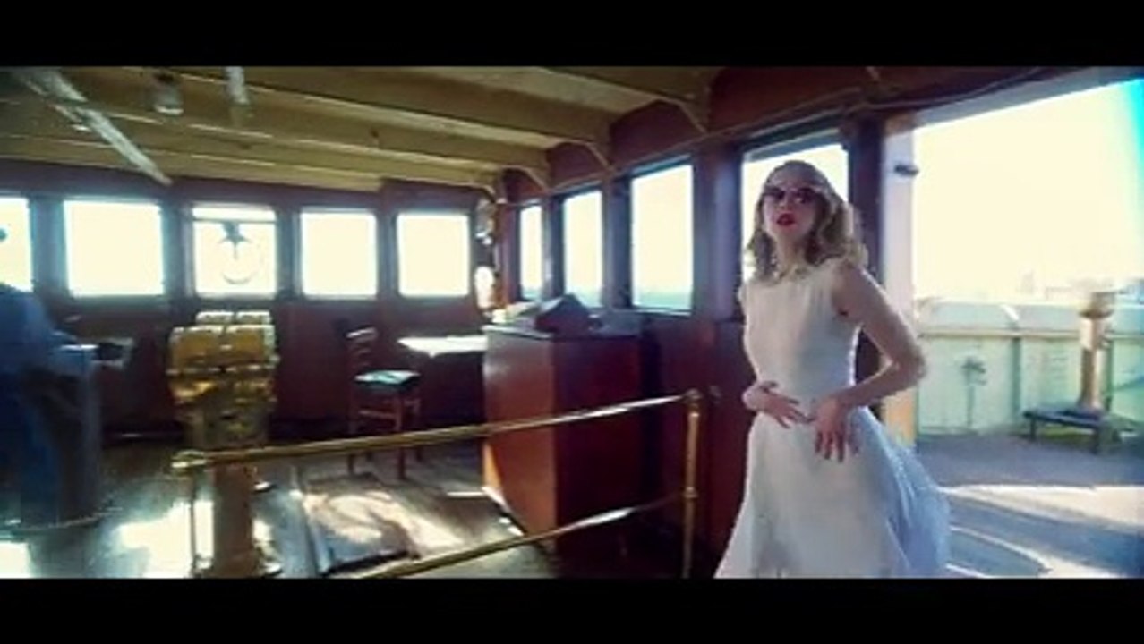 Emma Stone News and Photos - Perez Hilton videos 2015