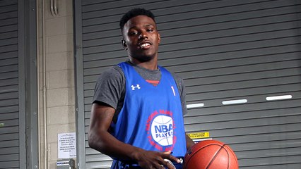 Houston Rockets Sign 5'6" High School Phenom Aquille Carr