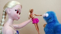 Frozen Elsa My Size Doll ATTACKS DisneyCarToys Disney Princess Toys Barbie and Cookie Mons