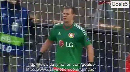 下载视频: Miralem Pjanic Amazing Goal Leverkusen 2 - 3 AS Roma Champions League 20-10-2015