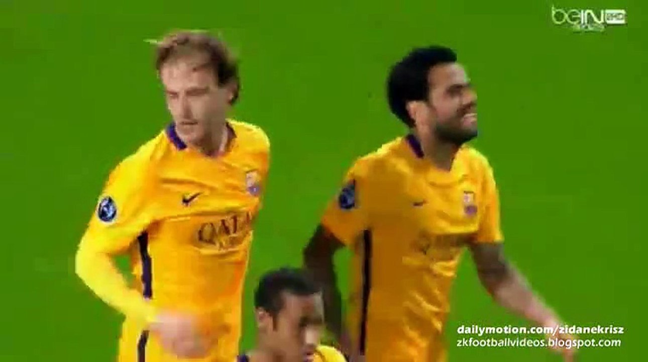 0-2 Ivan Rakitic Chip Shot Goal - BATE v. Barcelona 20.10.2015 HD
