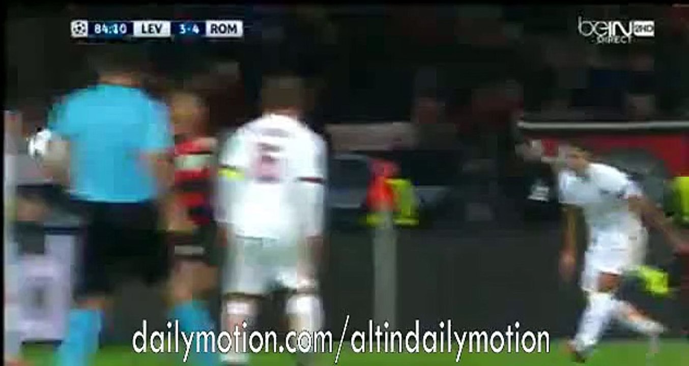 Kevin Kampl Incredible Half Line GOAL - Bayern Leverkusen 3-4 AS Roma - Champions League 2015