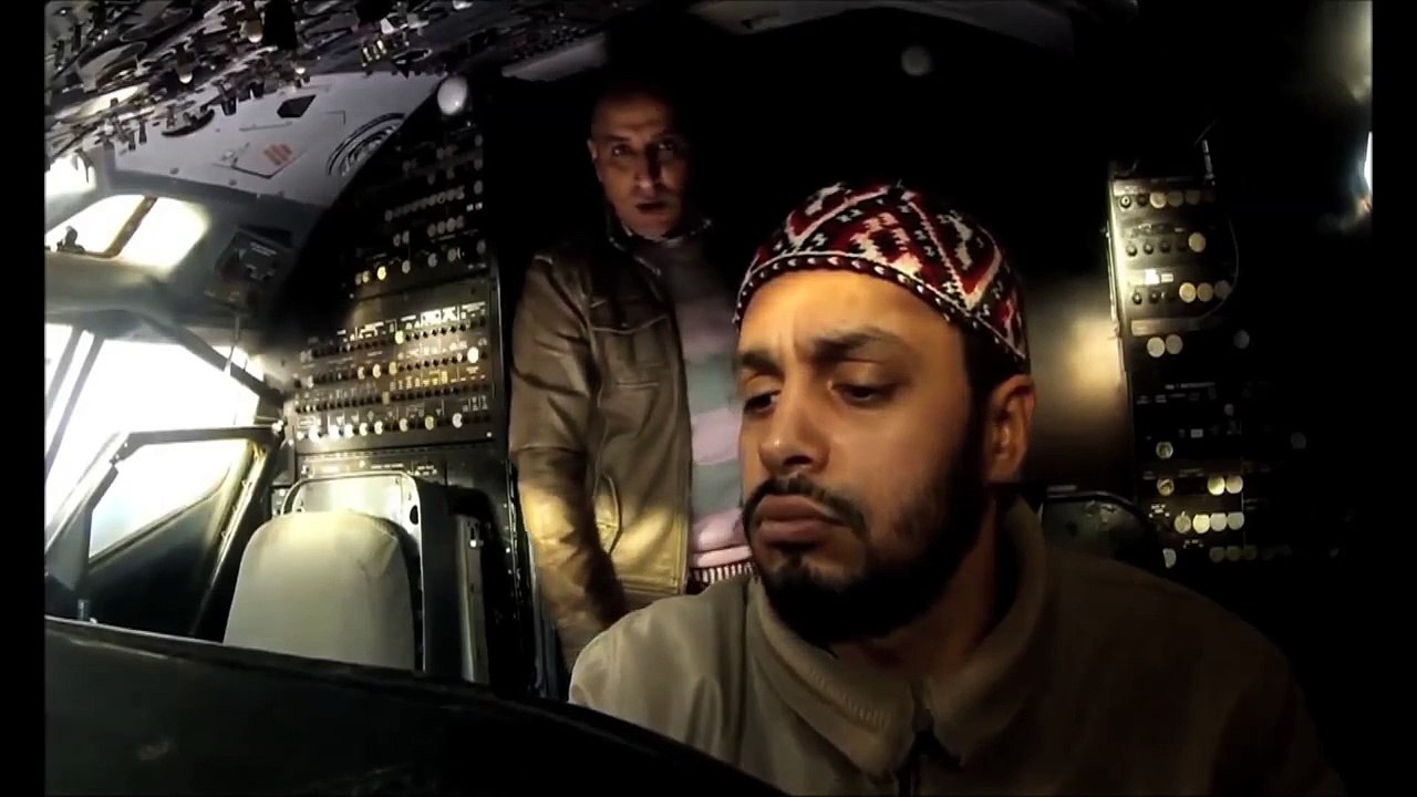 [lCouple ]Kebbour et LHbib pilotent un avion comme un taxi à voir Innedit