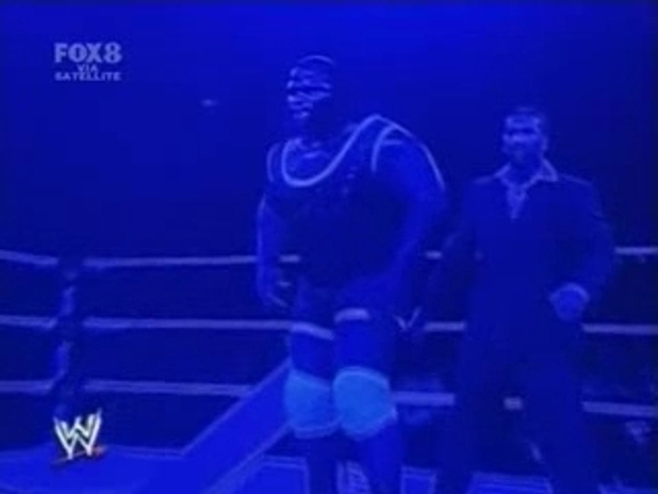 Wwe-Mark Henry Vs The Undertaker