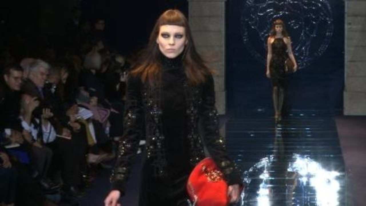 Versace: Fall 2012 Ready-to-Wear