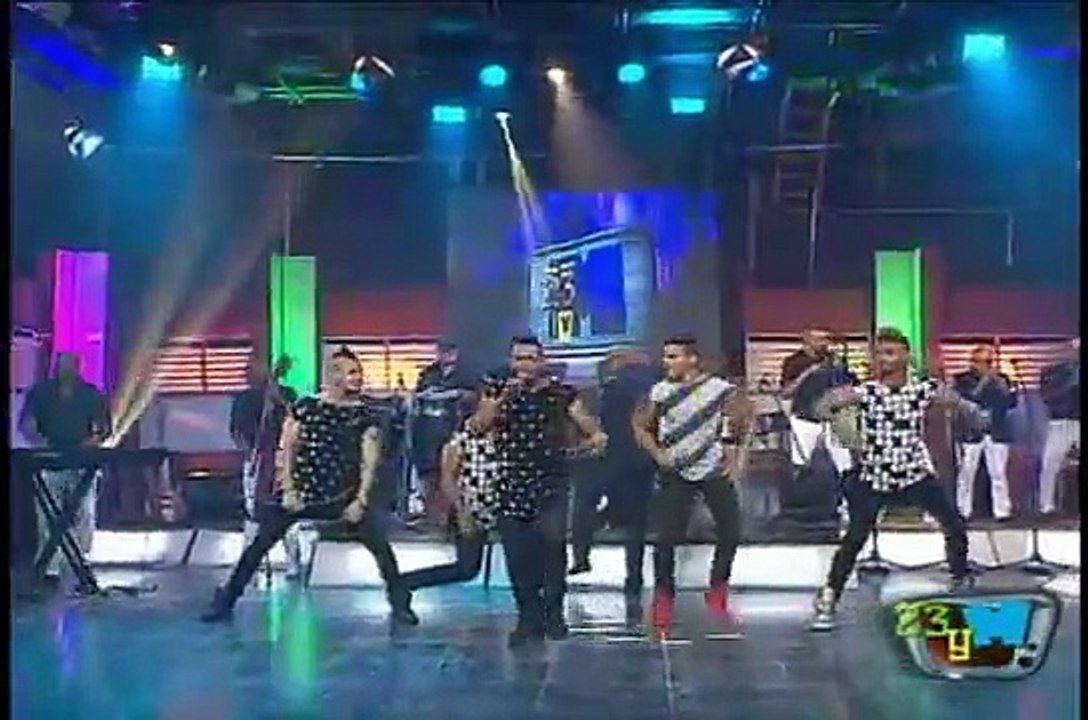 Charanga Habanera El Rey Vivito Y Coleando