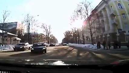 【衝撃映像】　海外自動車事故　衝撃クラッシュシリーズ　決定的