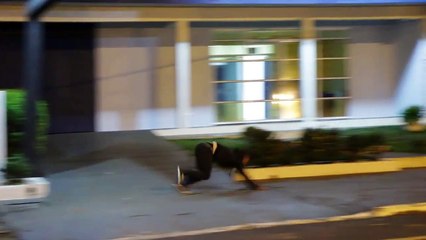 PEGADINHA: Assassino do Olho Vermelho (Red eye killer Prank)