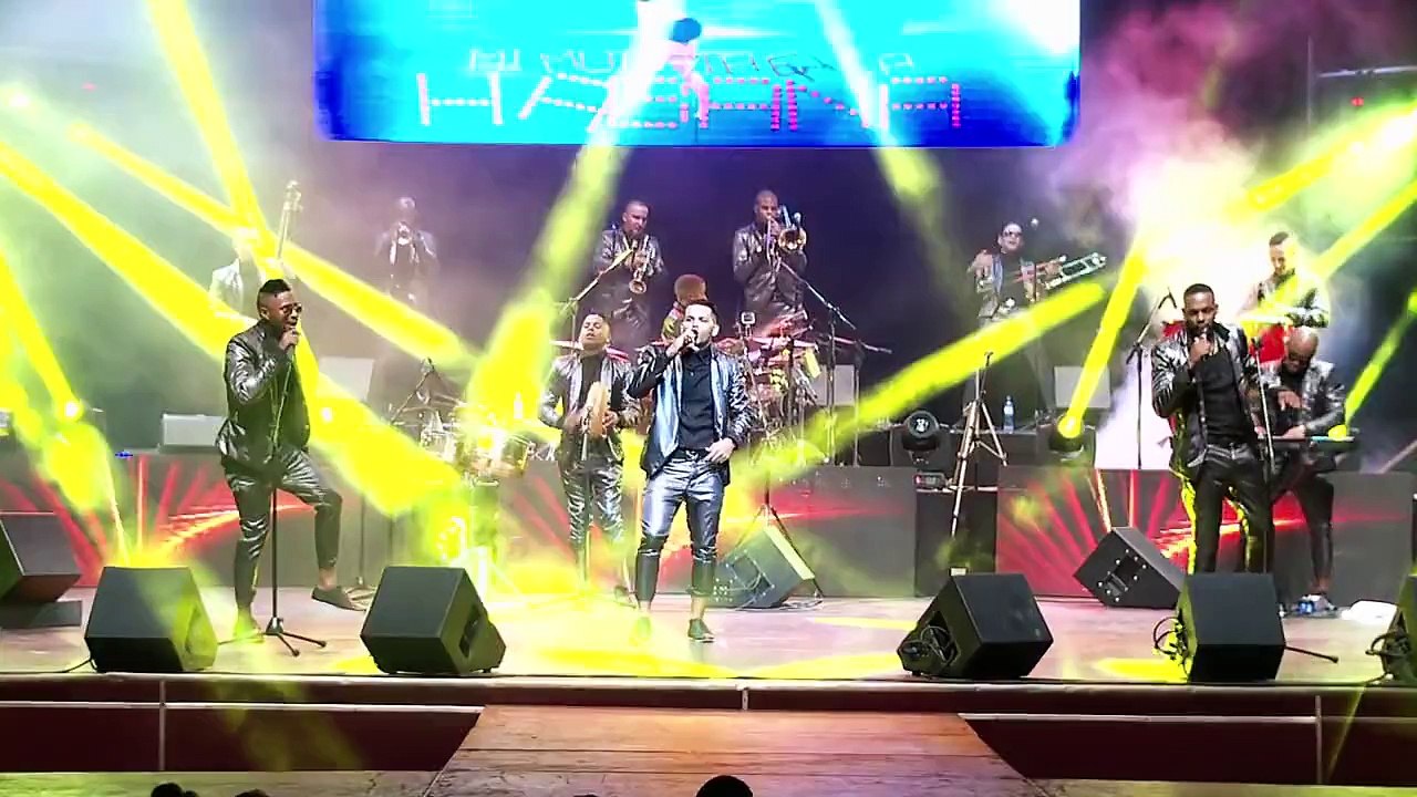 MAYKEL BLANCO Y SU SALSA MAYOR DVD Cerrando Filas (En Vivo) Mi Mulata En La Habana #6