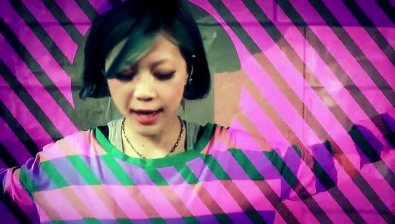 TRIAMPERSANDY - ROLLY-POP