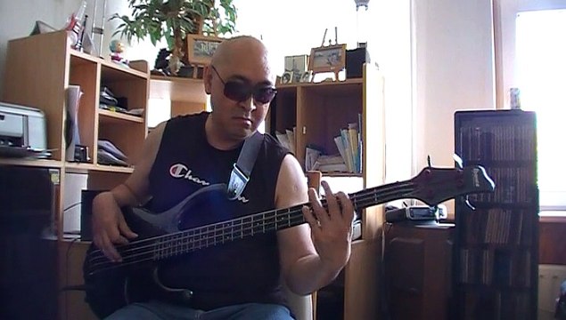 Wonderfull tonight Eric Clapton live Full vers basscover Bob Roha