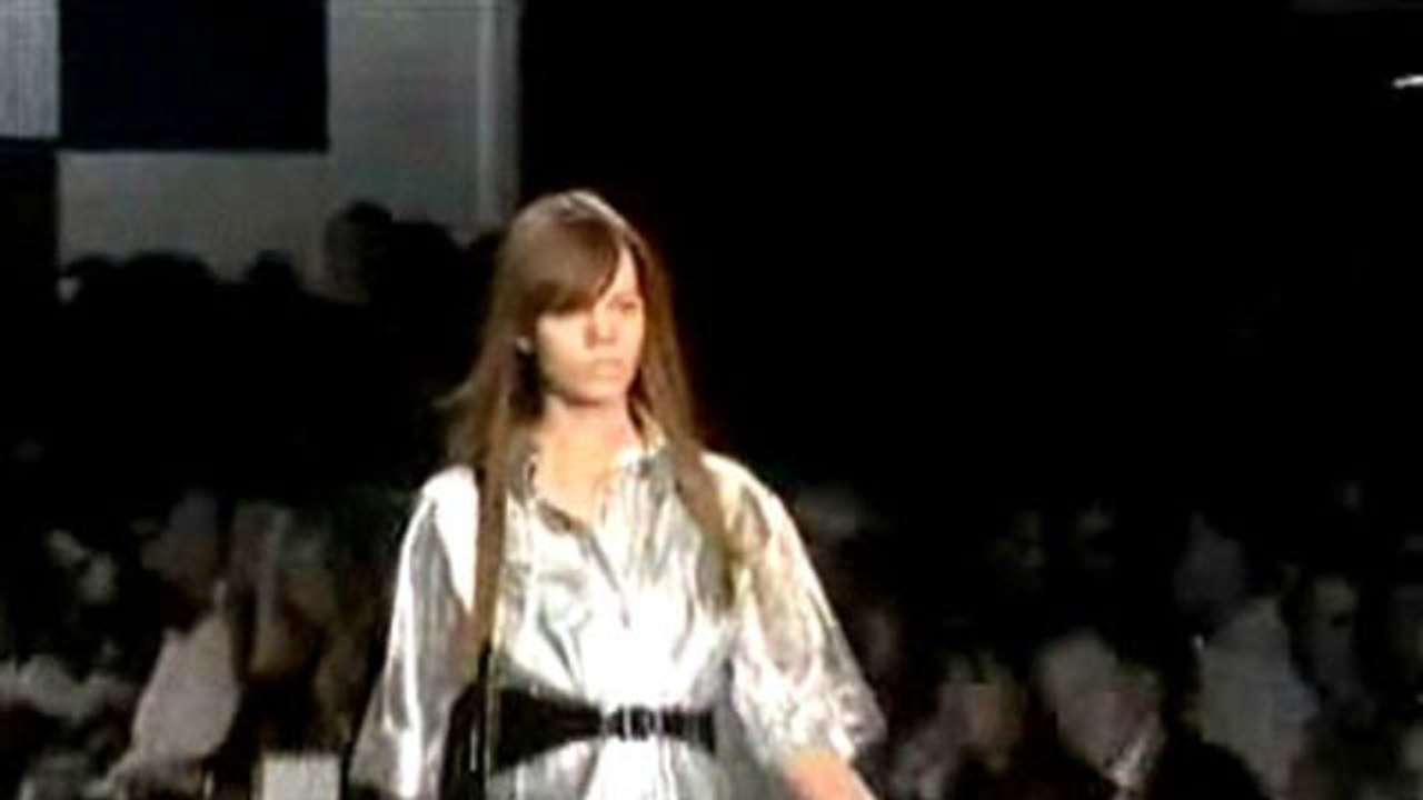 Fendi: Spring 2007 Ready-to-Wear