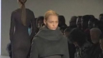 Calvin Klein: Fall 2007 Ready-to-Wear