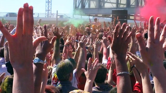 La fête est finie, documentaire de Nicolas Burlaud - Bande-annonce