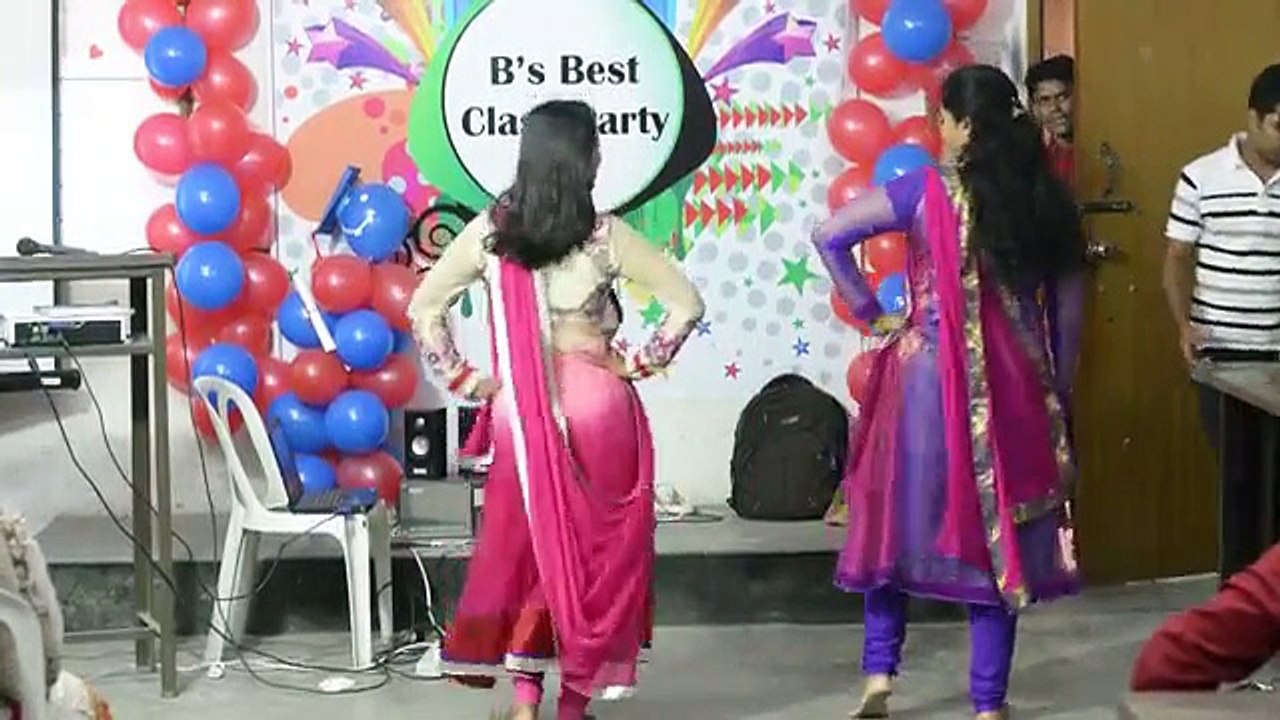 Girl's Group Dance (B's Best Party, Dhaka City College) - 2015