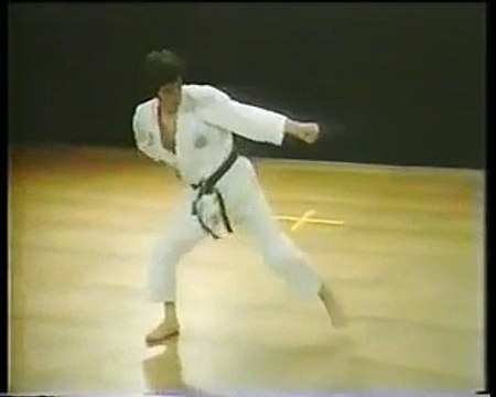 Shotokan-Karate-Kata-5-Heian-Yondan -Kanazawa