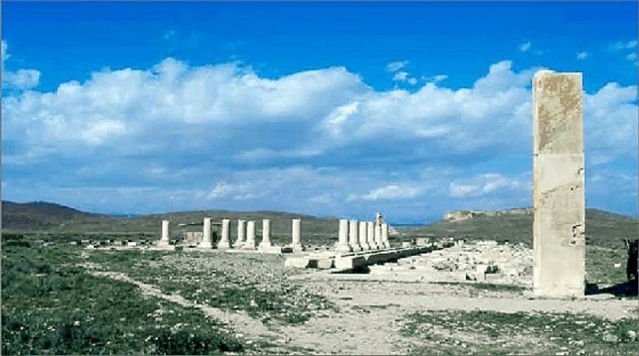 Pasargadae: the first royal residence