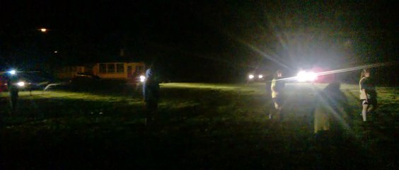 Football: Les filles de Barry s'entraînent à la lumière des phares