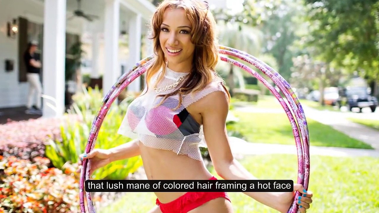 Top 10 Current WWE Divas Who Should Do Playboy