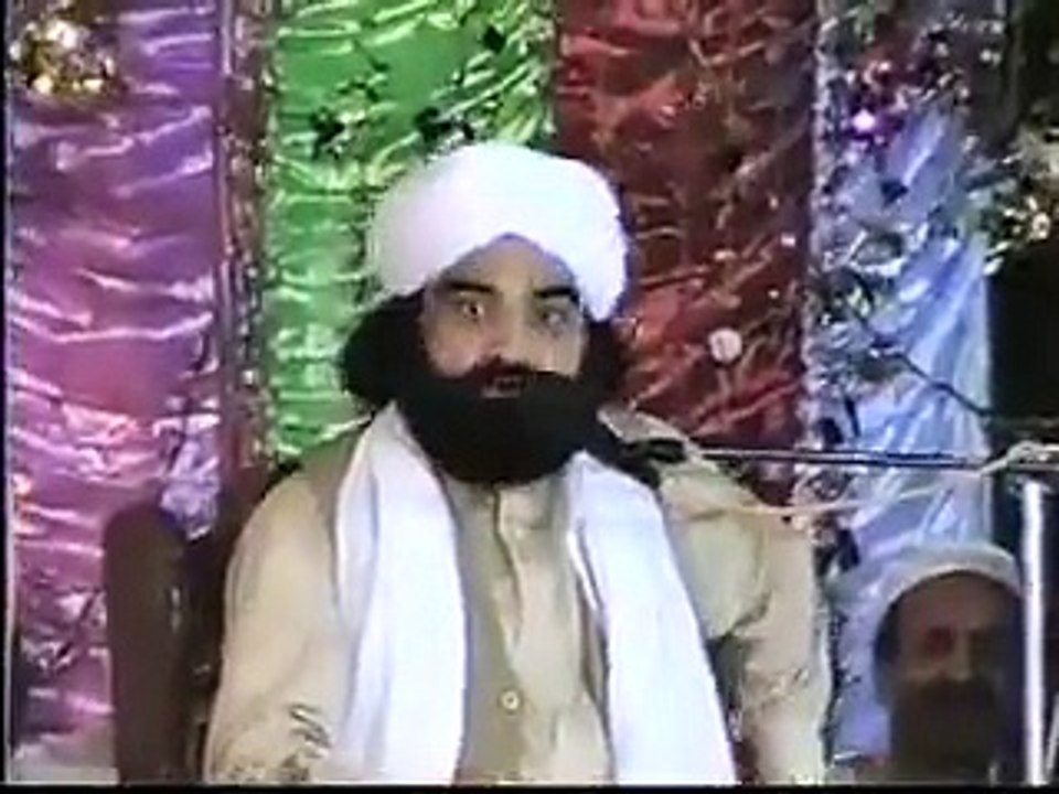حقا کہ بناے لا الہ است حسین
