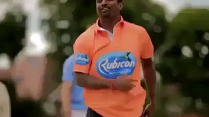 Murli Dharan great swing bowler