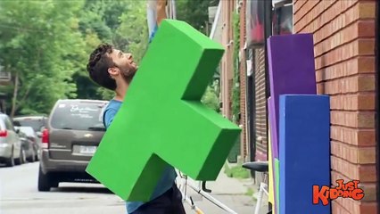 Kids Play HUMAN Tetris !