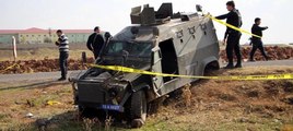 Karlıova'da polis aracı devrildi: 1 şehit, 2 yaralı