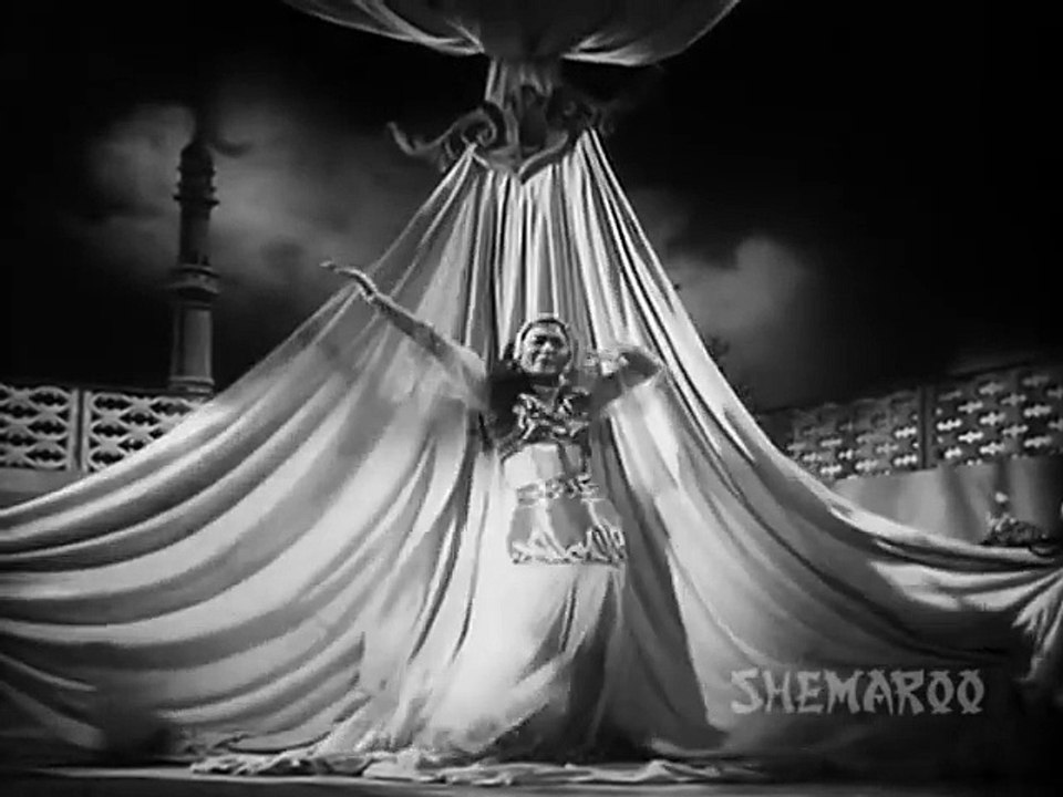 AKELI MAT JAIYO - 1963 - (Classic Romantic Hindi Movie) - (Part 2 of 13)