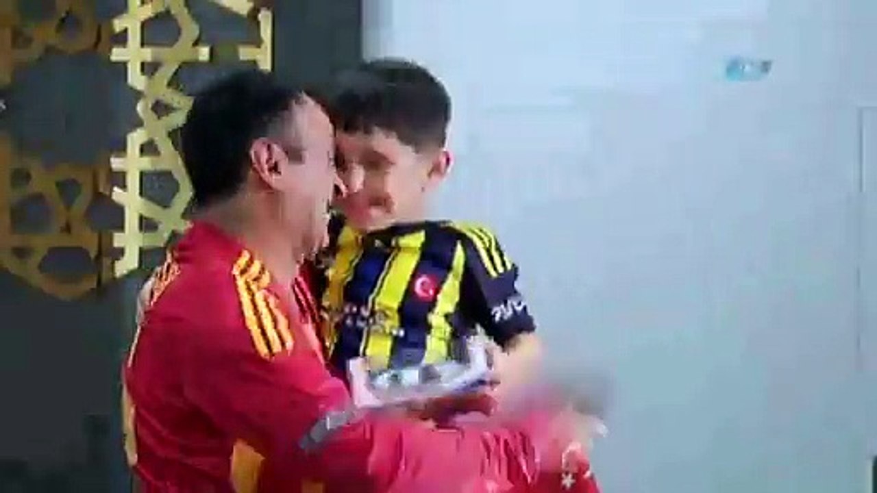 Küçük taraftar o amigoyla barıştı