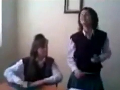 Liseli Kız Damardan Söylüyor amatör sanatçıLar amatör şarkıLar