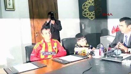 Amigo ile minik Berkay valilikte barıştı!