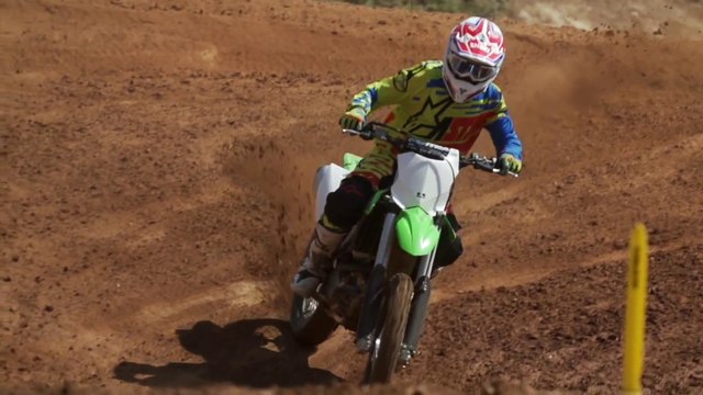 Présentation officielle de la Kawasaki KX450F 2016