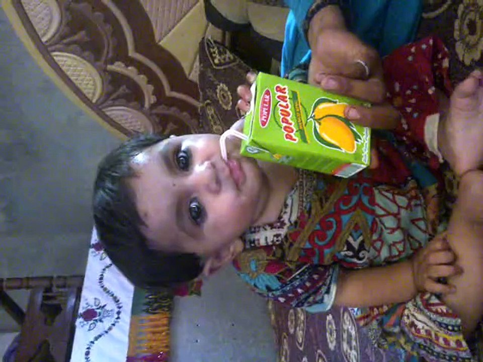 baby drinking alkohal bear