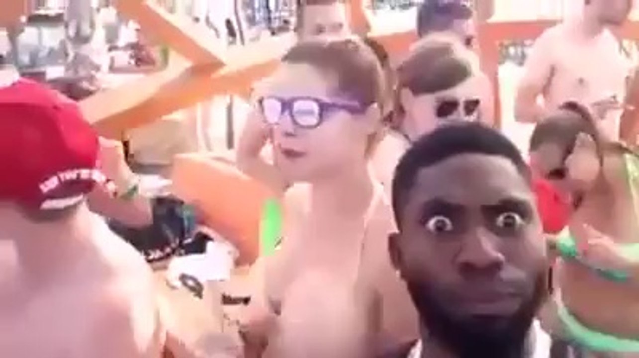 amazing and funny body shaking video