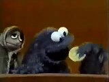 Classic Sesame Street - Cookie Monster Shares